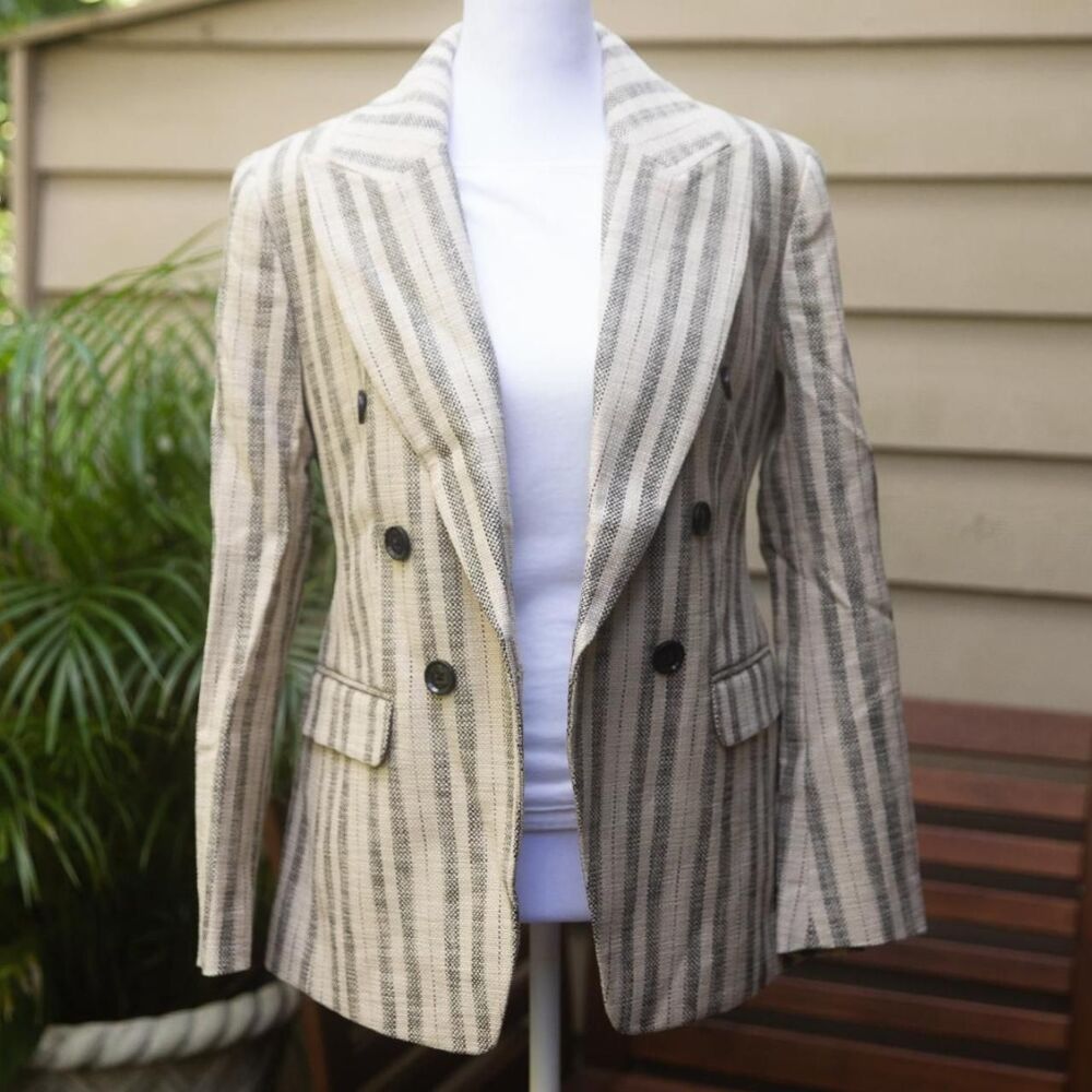 Banana-republic Women's Cream and Tan Tailored-jackets
